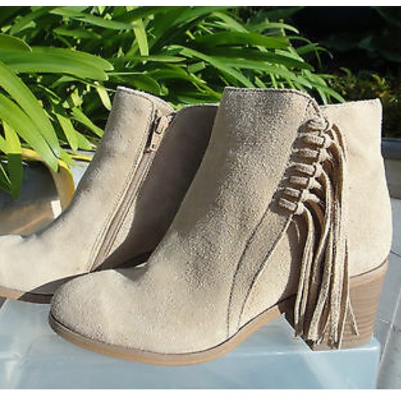 Kenneth Cole Reaction Shoes - Kenneth Cole Reaction Beige Booties